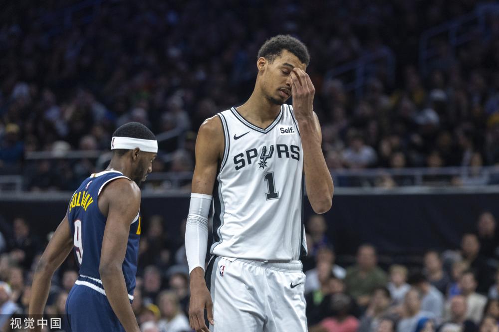 更加多变的 更加多变的