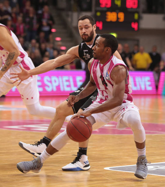 南阳开展集中打击拒不执行判决、裁定犯罪行为专项行动